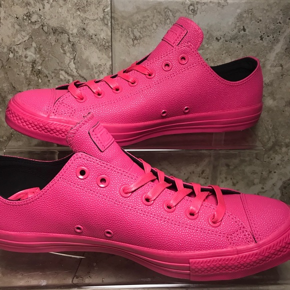 converse bright pink